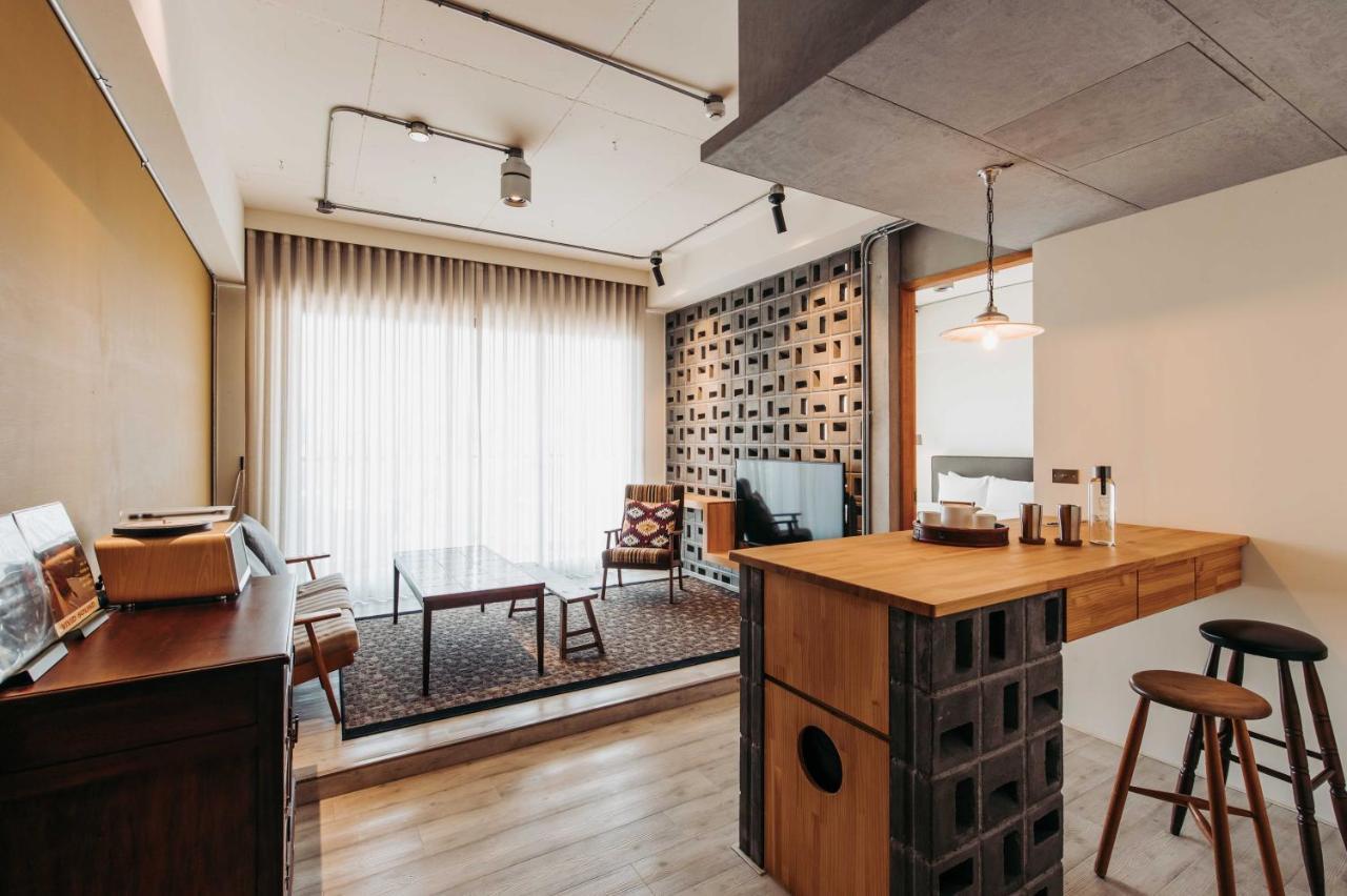 U.I.J Hotel & Hostel تاينان المظهر الخارجي الصورة