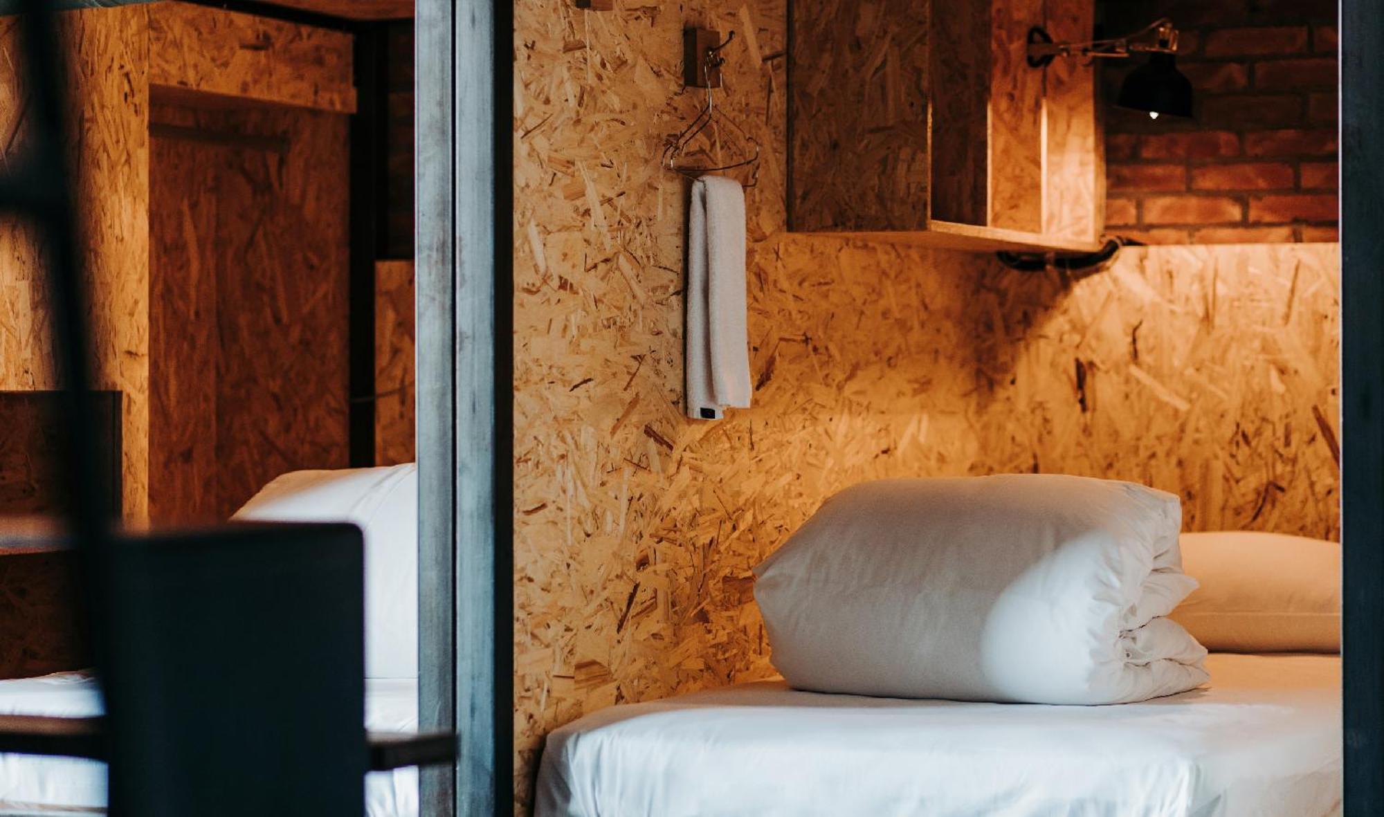 U.I.J Hotel & Hostel تاينان الغرفة الصورة